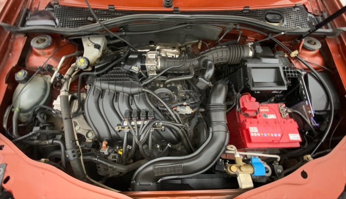 2019 Renault Duster RXS 106 PS MT, CNG, Manual, 30,212 km, Open Bonet