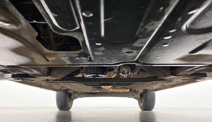 2019 Renault Duster RXS 106 PS MT, CNG, Manual, 30,212 km, Front Underbody