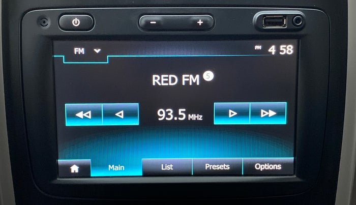 2019 Renault Duster RXS 106 PS MT, CNG, Manual, 30,212 km, Infotainment System