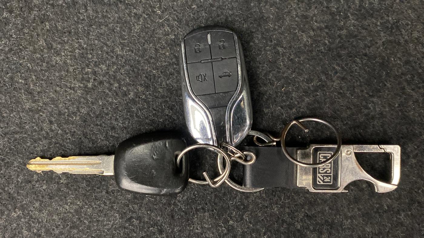 2015 Maruti Alto 800 LXI, Petrol, Manual, 70,186 km, Key Close Up