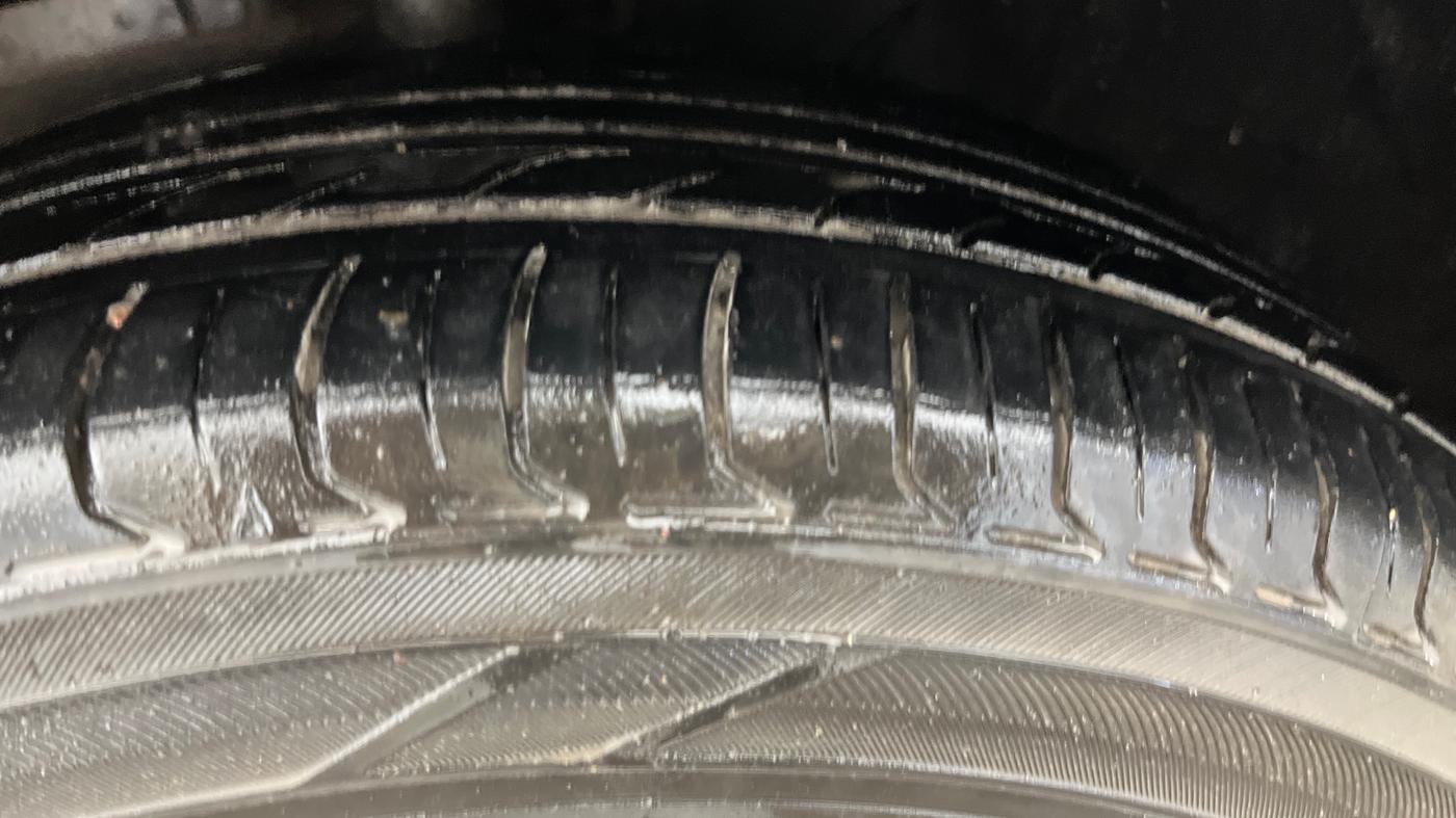 2020 Hyundai AURA S 1.2, Petrol, Manual, 82,285 km, Left Front Tyre Tread