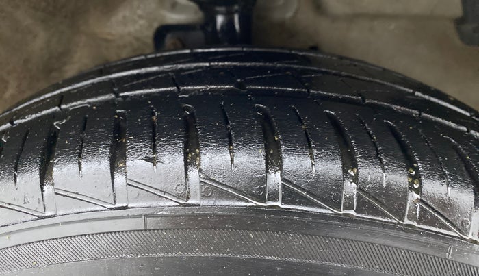 2018 Maruti Celerio ZXI AMT, Petrol, Automatic, 48,852 km, Right Front Tyre Tread