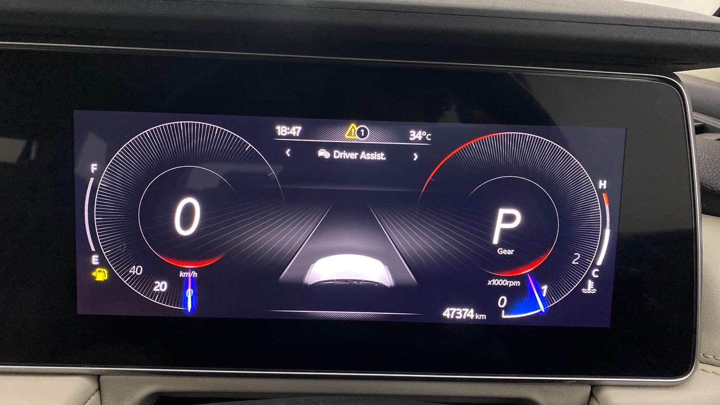 2021 Mahindra XUV700 AX 7 LUXURY P AT 7 STR, Petrol, Automatic, 47,374 km, Odometer Image