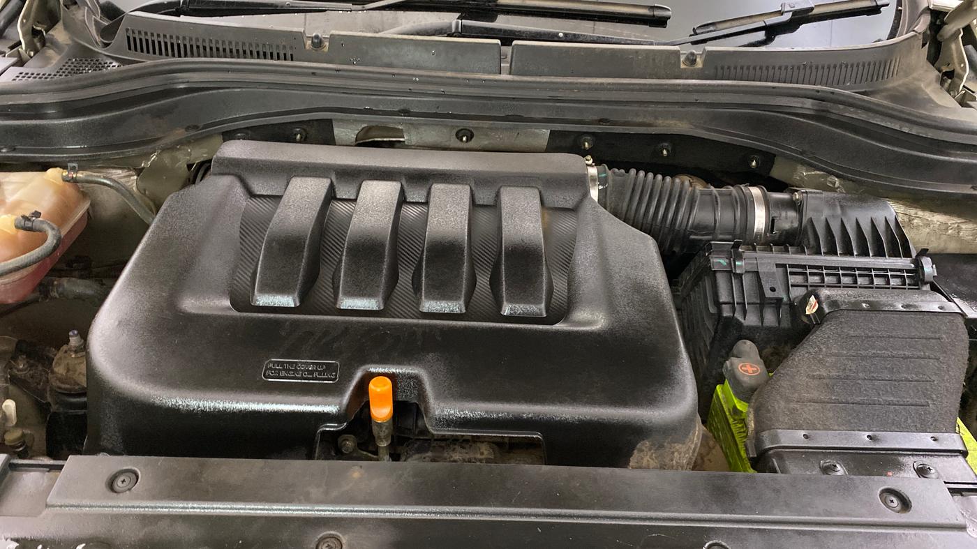 2021 Mahindra XUV700 AX 7 LUXURY P AT 7 STR, Petrol, Automatic, 47,374 km, Engine View