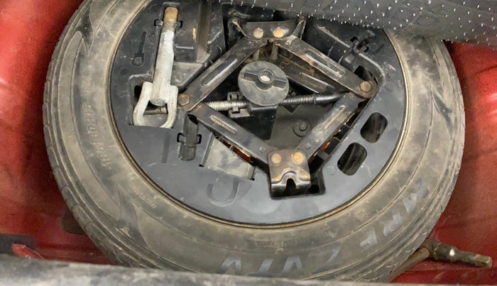 2018 Mahindra KUV 100 NXT K8 D 6 STR, Diesel, Manual, 1,25,416 km, Spare Tyre