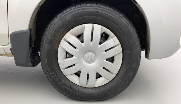 2019 Maruti Alto VXI, Petrol, Manual, 3,727 km, Right Front Wheel
