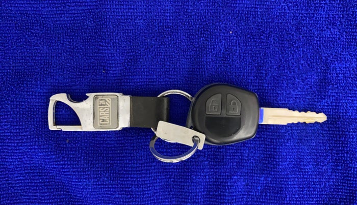 2015 Maruti Ertiga VXI CNG, CNG, Manual, 89,664 km, Key Close Up