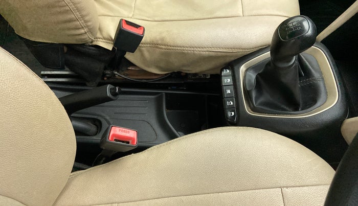 2019 Hyundai NEW SANTRO SPORTZ MT, Petrol, Manual, 69,581 km, Gear Lever