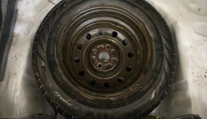 2020 Maruti Swift VXI, Petrol, Manual, 69,270 km, Spare Tyre