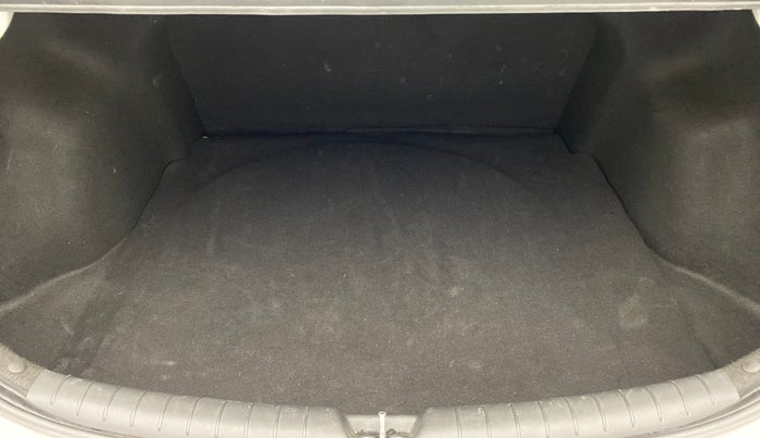 2019 Hyundai Verna 1.6 SX VTVT AT (O), Petrol, Automatic, 21,707 km, Boot Inside