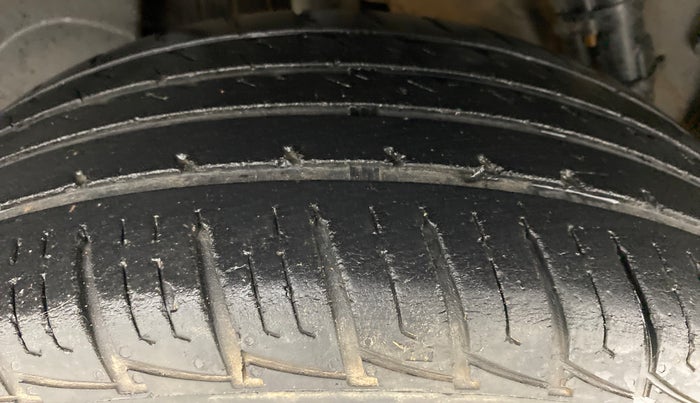 2019 Renault Duster RXS 85 PS, Diesel, Manual, 42,282 km, Right Rear Tyre Tread