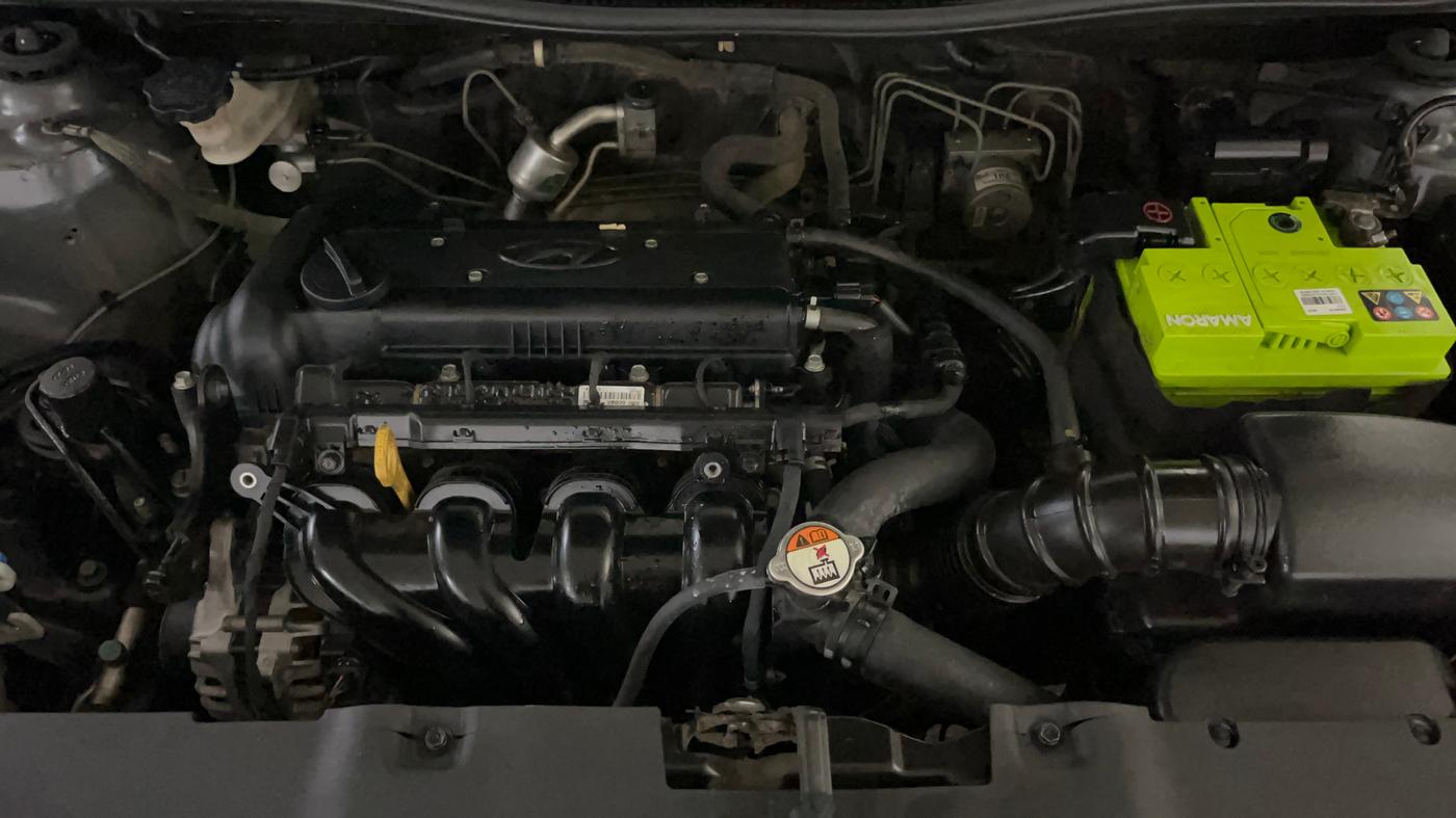 2014 Hyundai Verna FLUIDIC 1.6 VTVT SX, Petrol, Manual, 65,115 km, Engine View