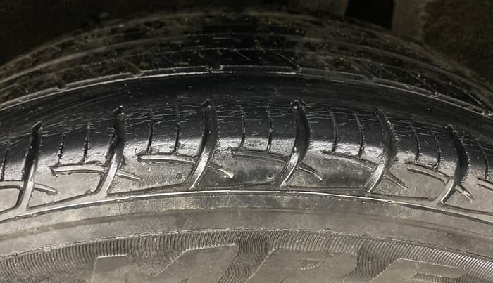 2017 Maruti Baleno DELTA CVT PETROL 1.2, Petrol, Automatic, 83,820 km, Left Rear Tyre Tread