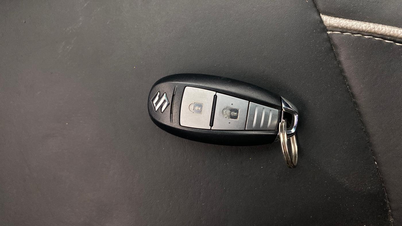 2021 Maruti Vitara Brezza VXI, Petrol, Manual, 75,387 km, Key Close Up