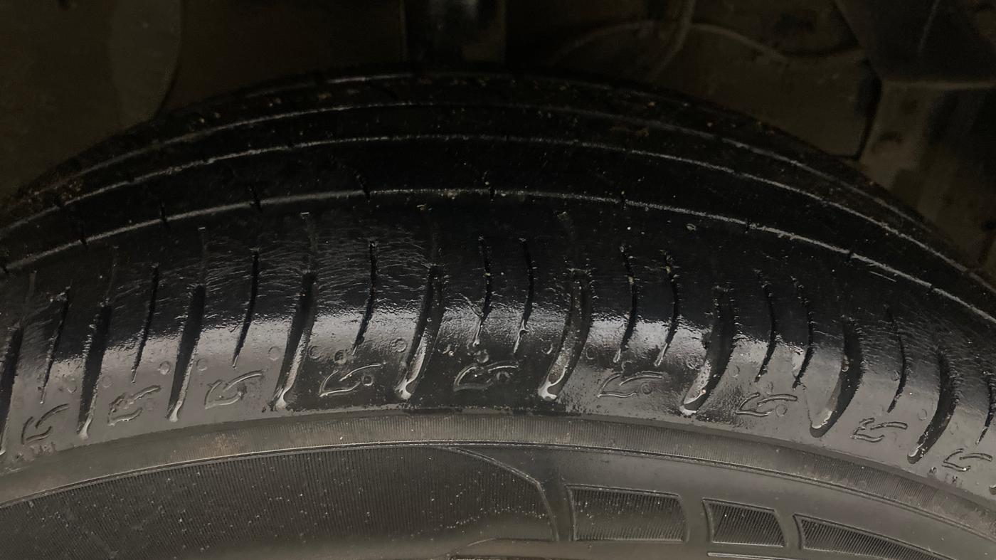 2021 Maruti Vitara Brezza VXI, Petrol, Manual, 75,387 km, Right Front Tyre Tread