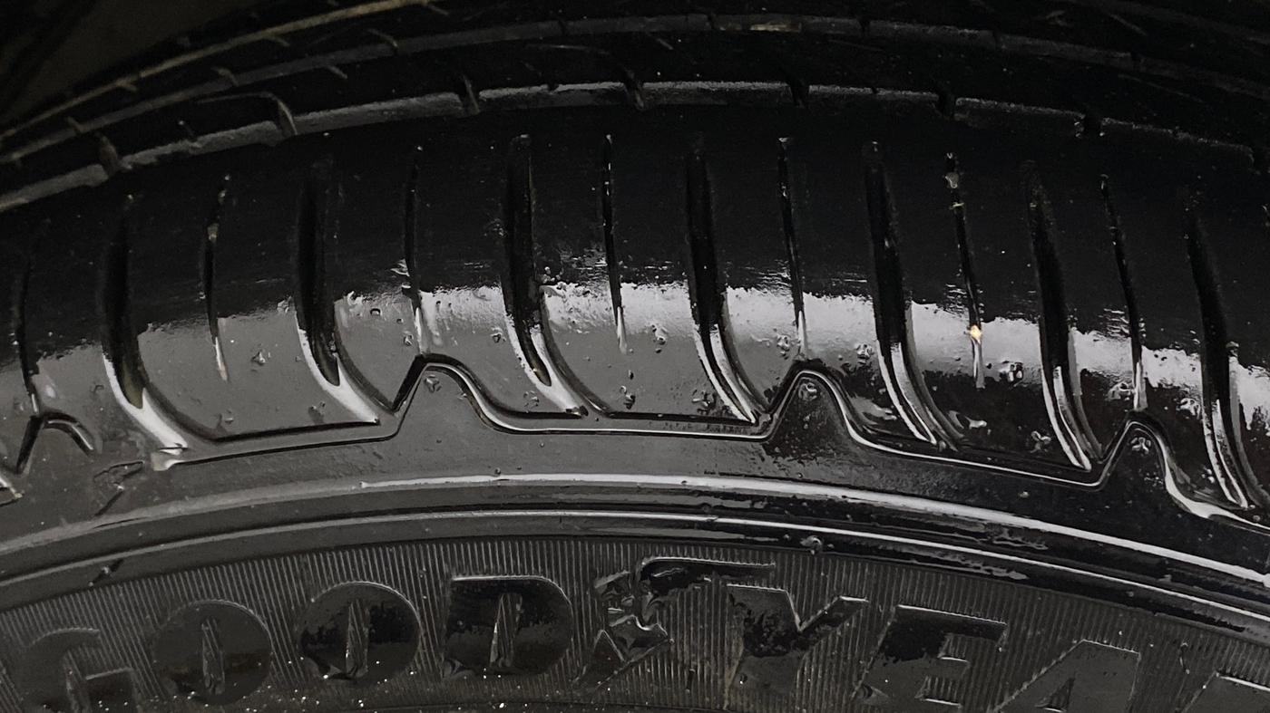 2022 Hyundai Tucson GL (O) 2WD AT PETROL, Petrol, Automatic, 91,248 km, Right Front Tyre Tread