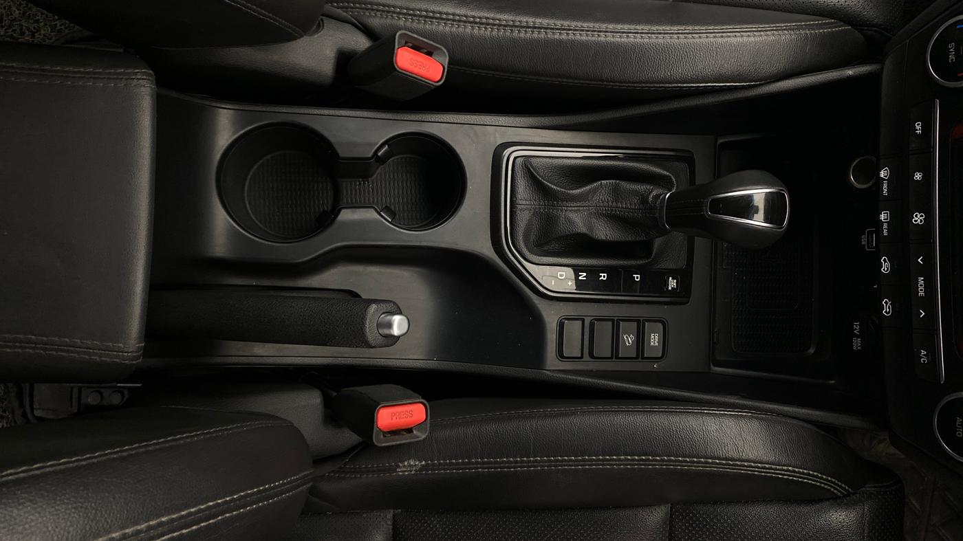2022 Hyundai Tucson GL (O) 2WD AT PETROL, Petrol, Automatic, 91,248 km, Gear Lever