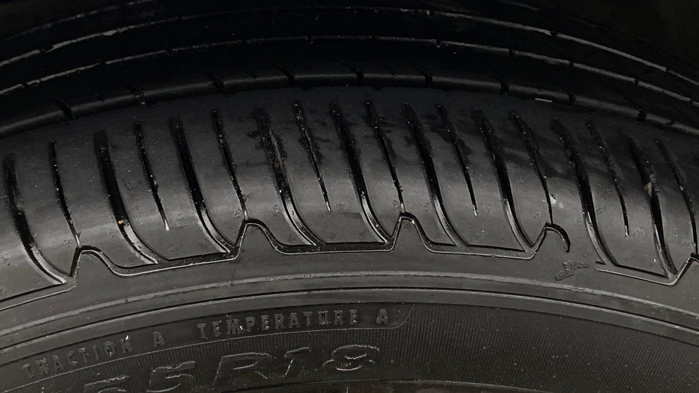2022 Hyundai Tucson GL (O) 2WD AT PETROL, Petrol, Automatic, 91,248 km, Left Front Tyre Tread