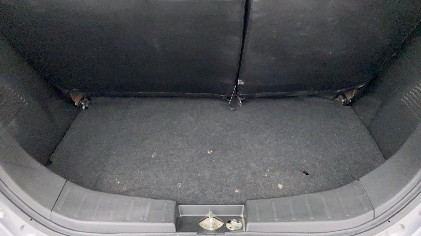 2017 Maruti Wagon R 1.0 VXI AMT, Petrol, Automatic, 61,081 km, Boot Inside