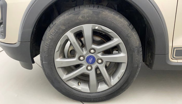 2018 Ford FREESTYLE TITANIUM 1.2 PETROL, Petrol, Manual, 47,415 km, Left Front Wheel