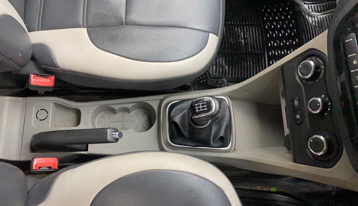 2016 Tata Tiago XZ PETROL, Petrol, Manual, 79,231 km, Gear Lever