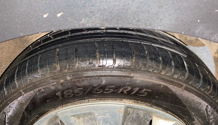 2016 Tata Zest XMS PETROL, Petrol, Manual, 19,212 km, Left Rear Tyre Tread