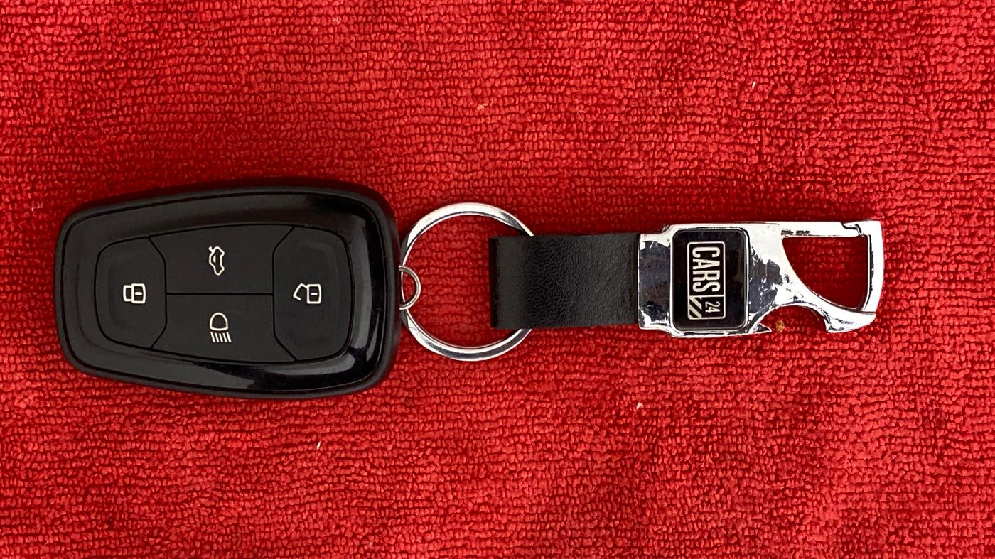 2021 Tata TIAGO NRG XZ MT, CNG, Manual, 50,406 km, Key Close Up