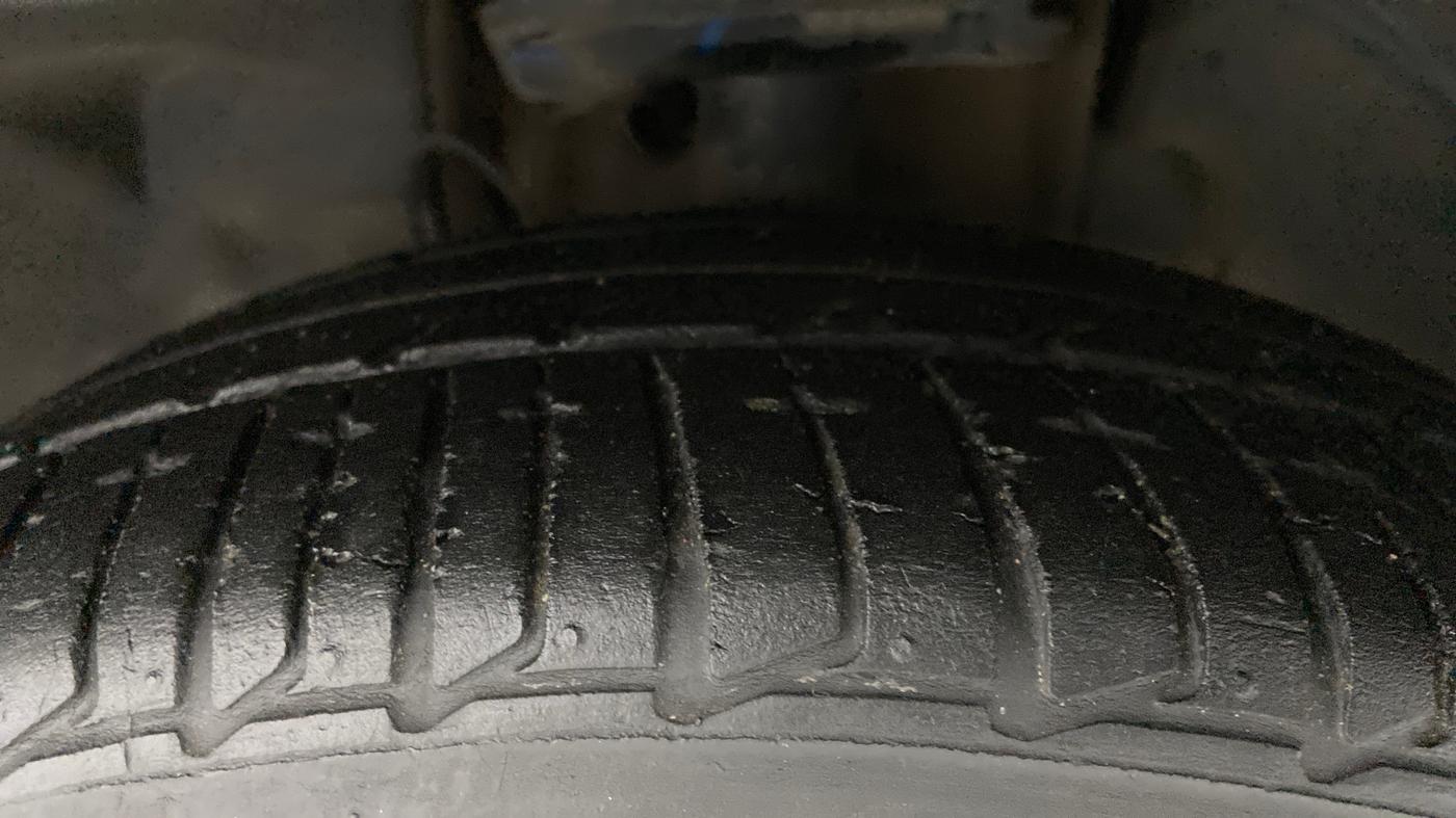 2021 Tata TIAGO NRG XZ MT, CNG, Manual, 50,406 km, Left Front Tyre Tread
