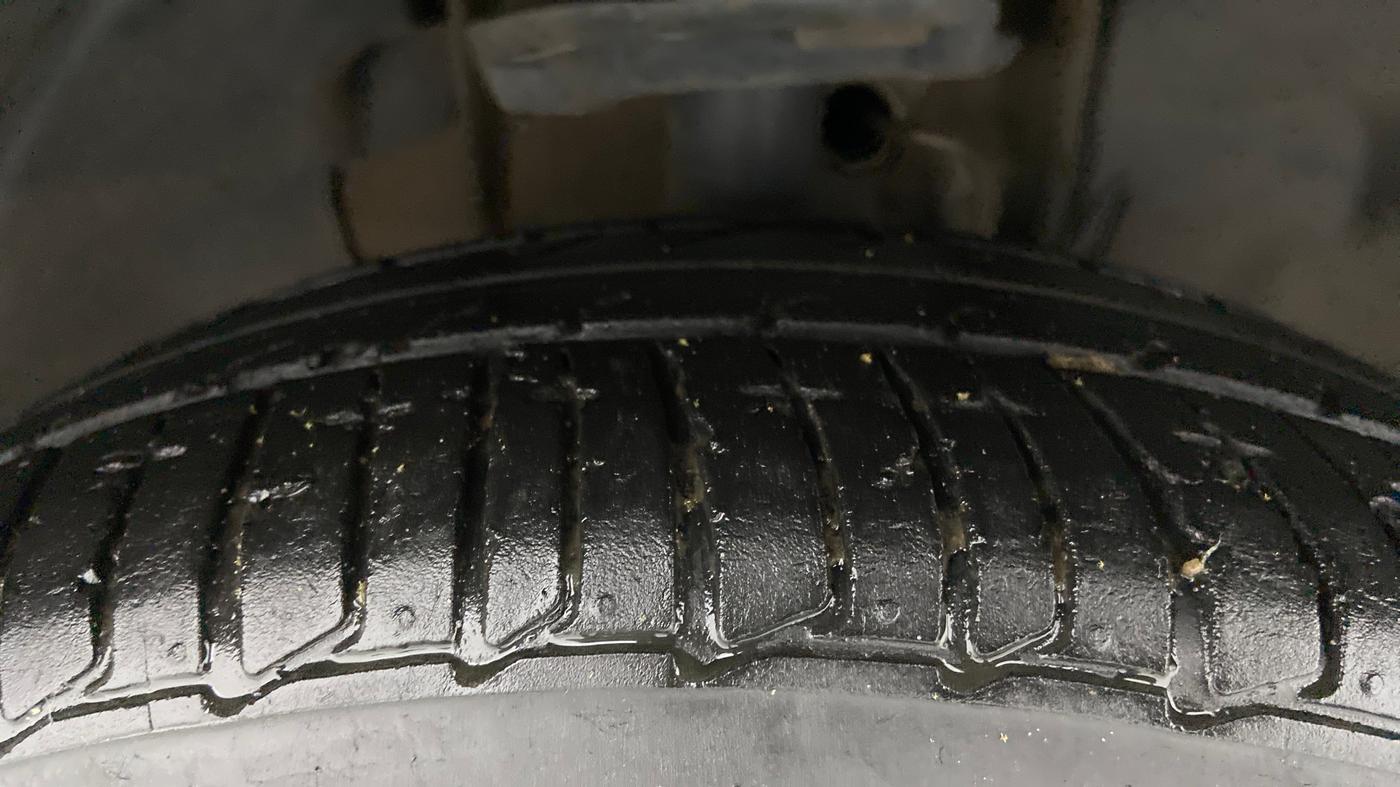 2021 Tata TIAGO NRG XZ MT, CNG, Manual, 50,406 km, Right Front Tyre Tread