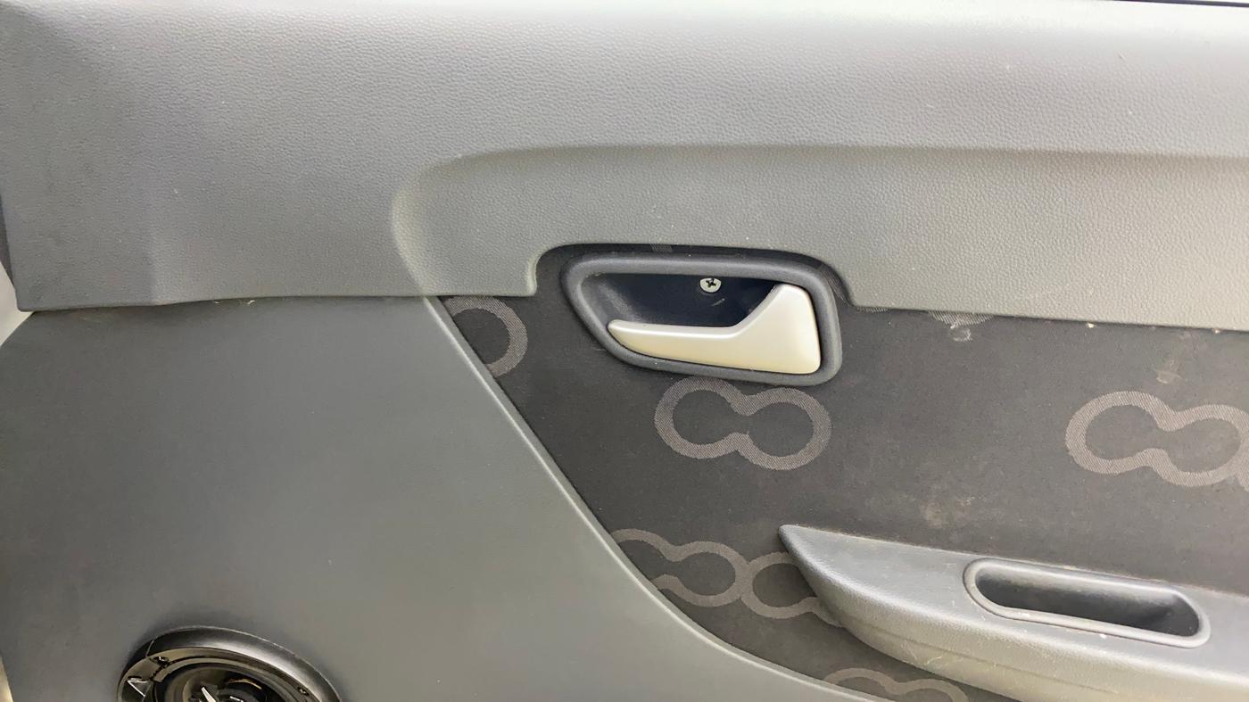 2013 Maruti Alto 800 LXI, Petrol, Manual, 53,831 km, Driver Side Door Panels Control