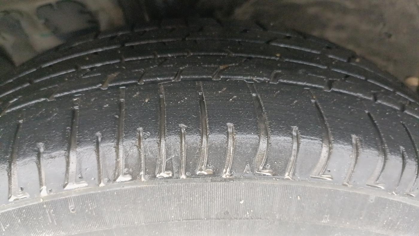 2015 Hyundai Creta SX PLUS 1.6 PETROL, Petrol, Manual, 89,381 km, Left Front Tyre Tread