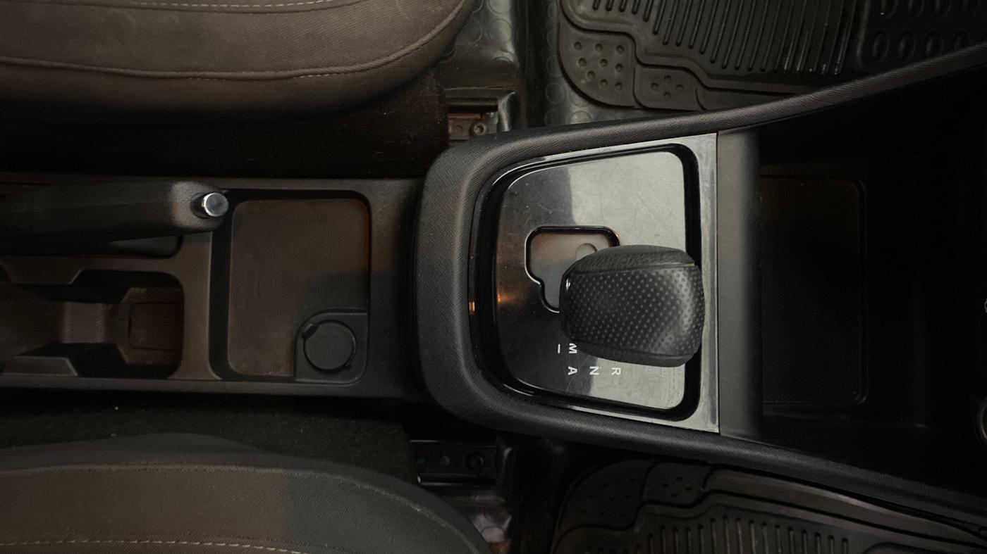 2021 Tata PUNCH CREATIVE AMT 1.2 RTN DUAL TONE, Petrol, Automatic, 89,407 km, Gear Lever