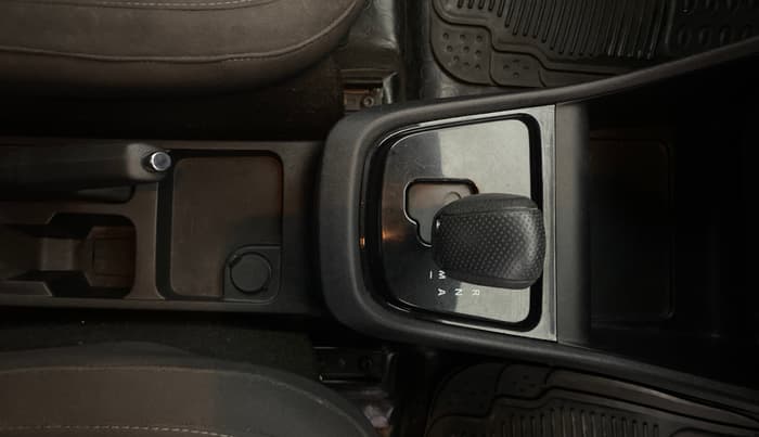 2021 Tata PUNCH CREATIVE AMT 1.2 RTN DUAL TONE, Petrol, Automatic, 89,407 km, Gear Lever