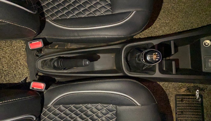 2021 Renault Kwid RXT 0.8, Petrol, Manual, 36,342 km, Gear Lever