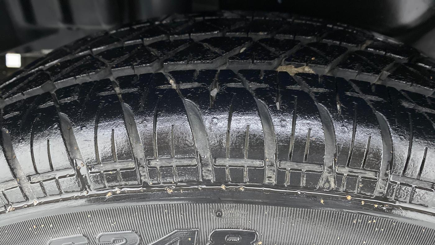 2016 Maruti Swift Dzire VDI OPT, Diesel, Manual, 44,783 km, Right Rear Tyre Tread