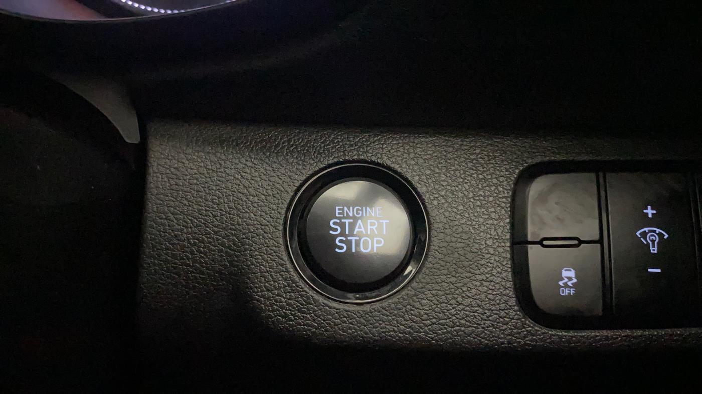 2021 Hyundai VENUE SX 1.0 (O) TURBO, Petrol, Manual, 31,759 km, Keyless Start/ Stop Button