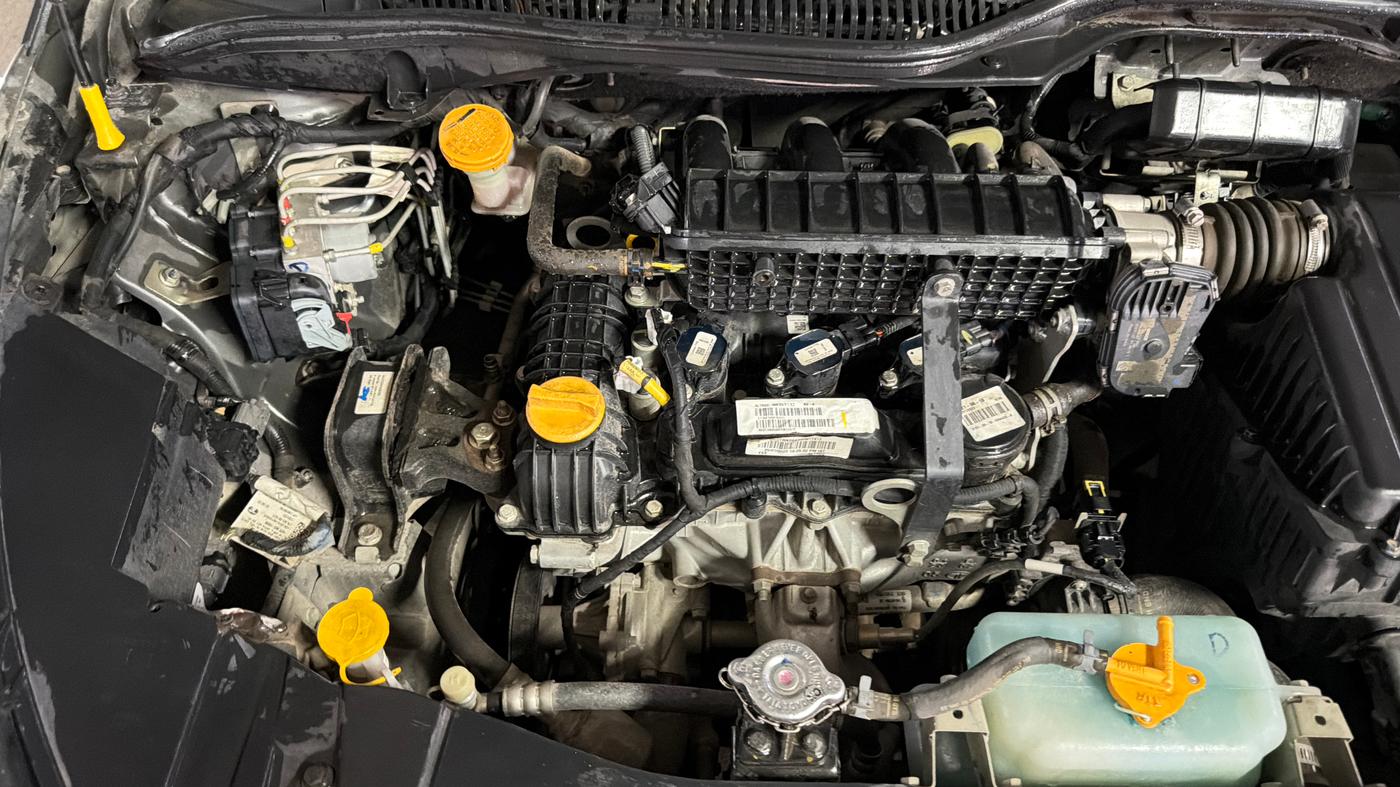 2023 Tata ALTROZ XM PLUS PETROL, Petrol, Manual, 52,545 km, Engine View - Right