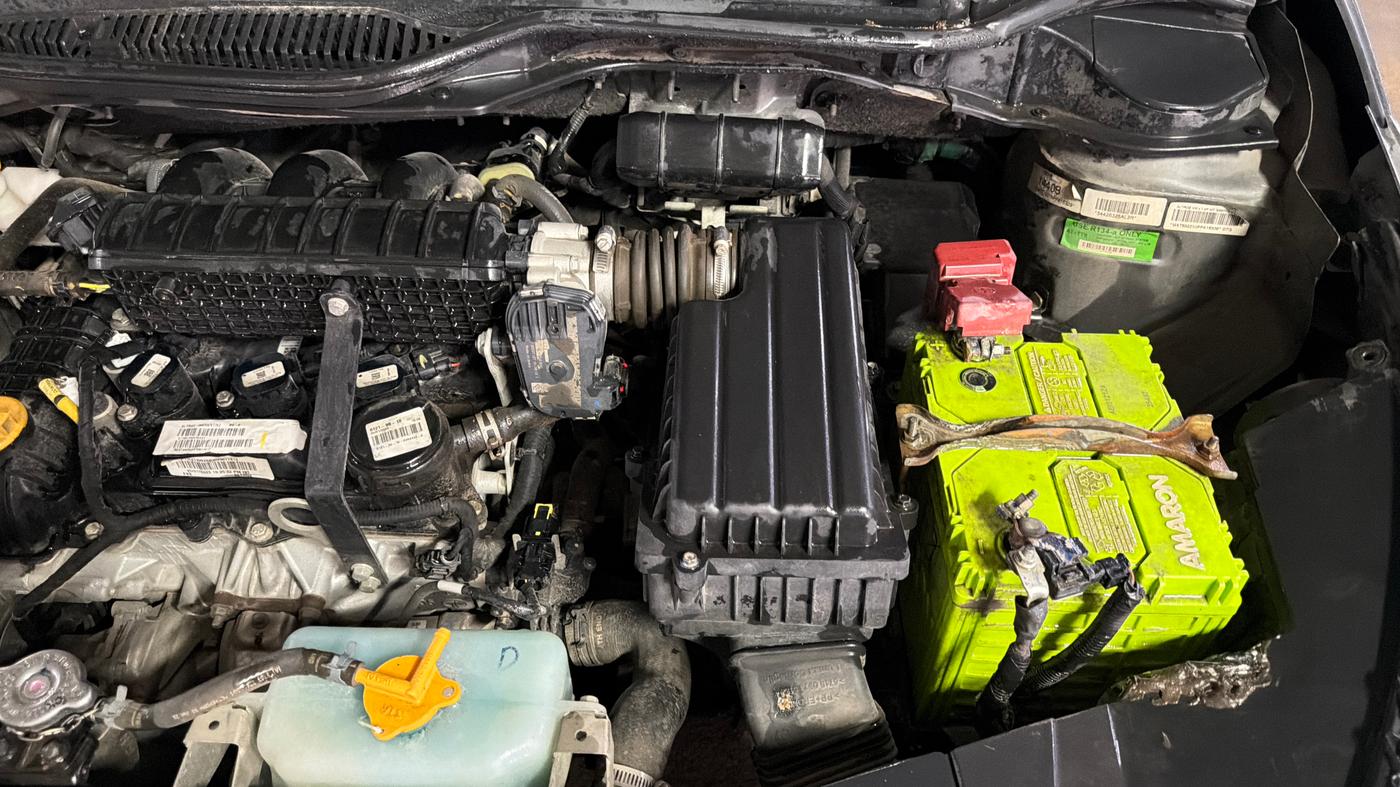 2023 Tata ALTROZ XM PLUS PETROL, Petrol, Manual, 52,545 km, Engine View - Left