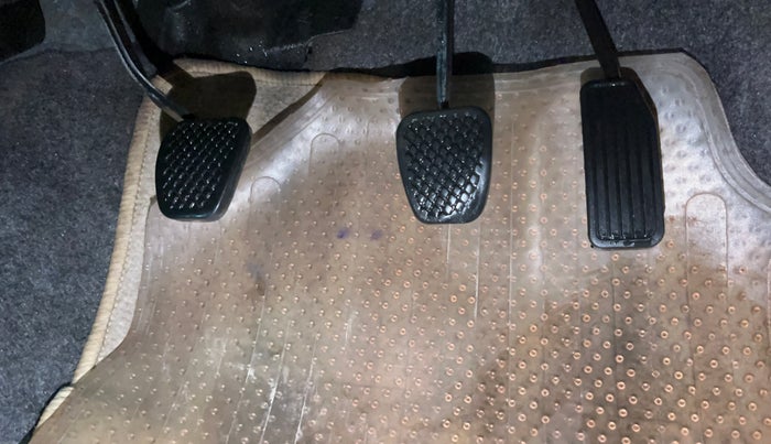 2017 Honda Amaze 1.2L I-VTEC S, Petrol, Manual, 98,131 km, Pedals