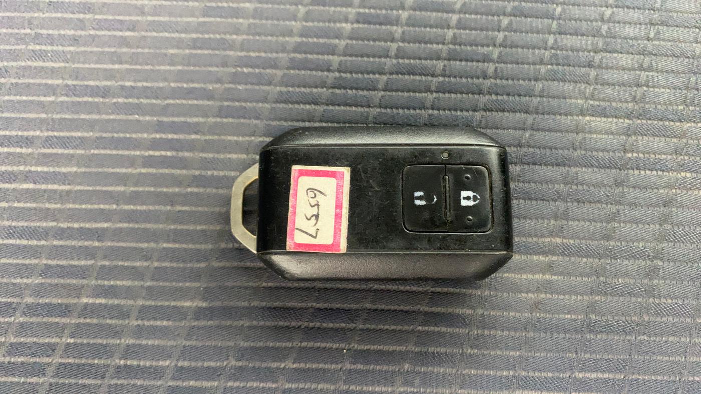 2020 Maruti Baleno ZETA PETROL 1.2, Petrol, Manual, 59,901 km, Key Close Up