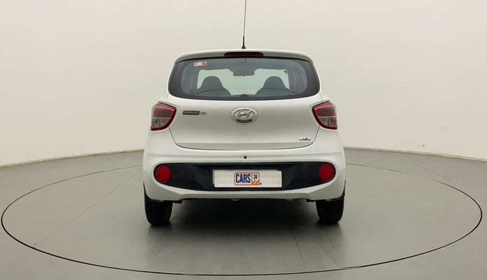 2017 Hyundai Grand i10 MAGNA 1.2 KAPPA VTVT, CNG, Manual, 95,797 km, Back/Rear
