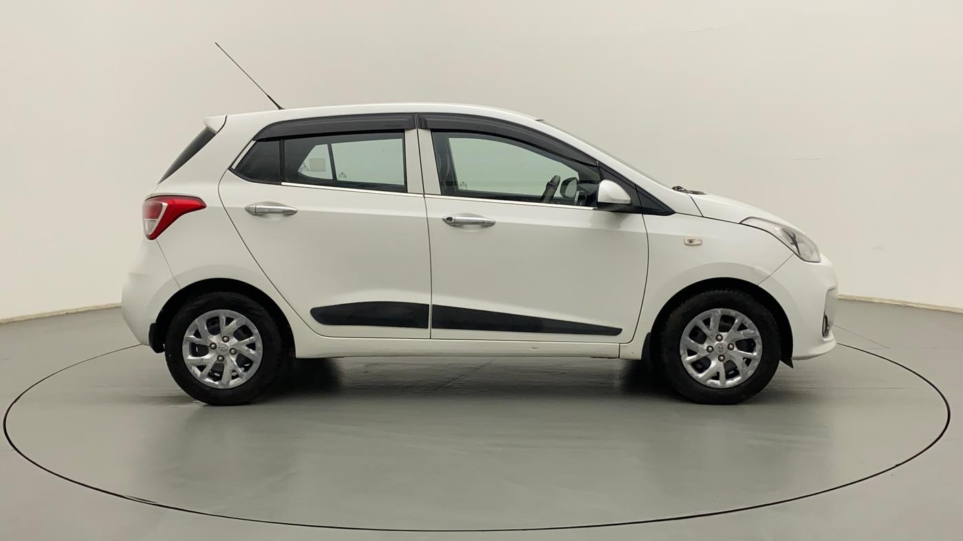 2017 Hyundai Grand i10 MAGNA 1.2 KAPPA VTVT, CNG, Manual, 95,797 km, Right Side View