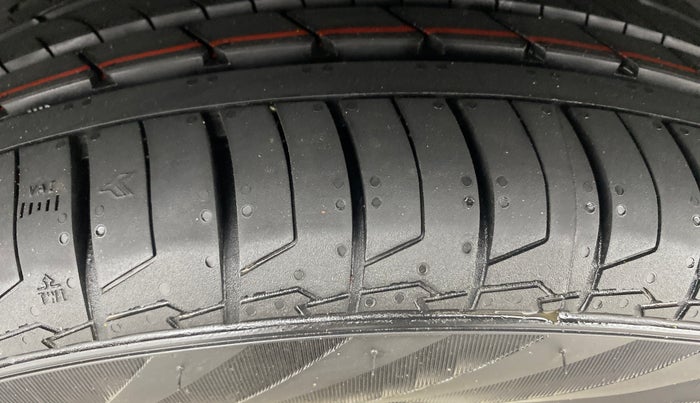 2020 KIA SELTOS HTX IVT 1.5 PETROL, Petrol, Automatic, 81,682 km, Right Rear Tyre Tread