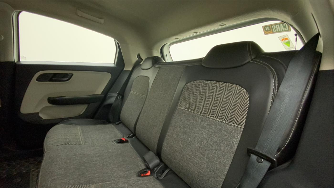 2021 Tata ALTROZ XM PLUS PETROL, Petrol, Manual, 40,167 km, Right Side Rear Door Cabin