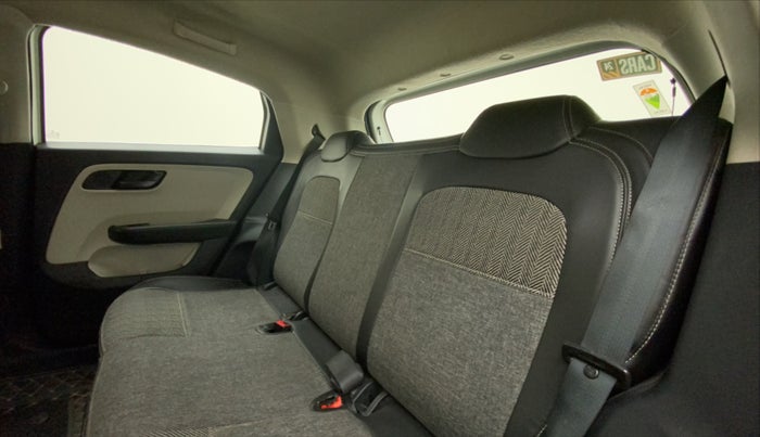 2021 Tata ALTROZ XM PLUS PETROL, Petrol, Manual, 40,167 km, Right Side Rear Door Cabin