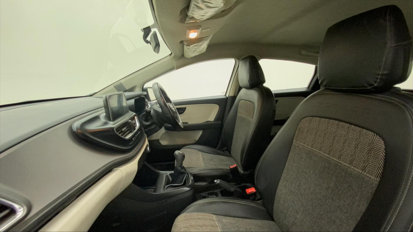 2021 Tata ALTROZ XM PLUS PETROL, Petrol, Manual, 40,167 km, Right Side Front Door Cabin