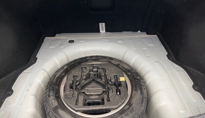 2017 Hyundai New Elantra 2.0 SX(O) AT PETROL, Petrol, Automatic, 75,804 km, Boot Inside