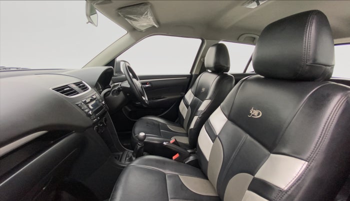 2017 Maruti Swift VXI OPT, Petrol, Manual, 53,985 km, Right Side Front Door Cabin