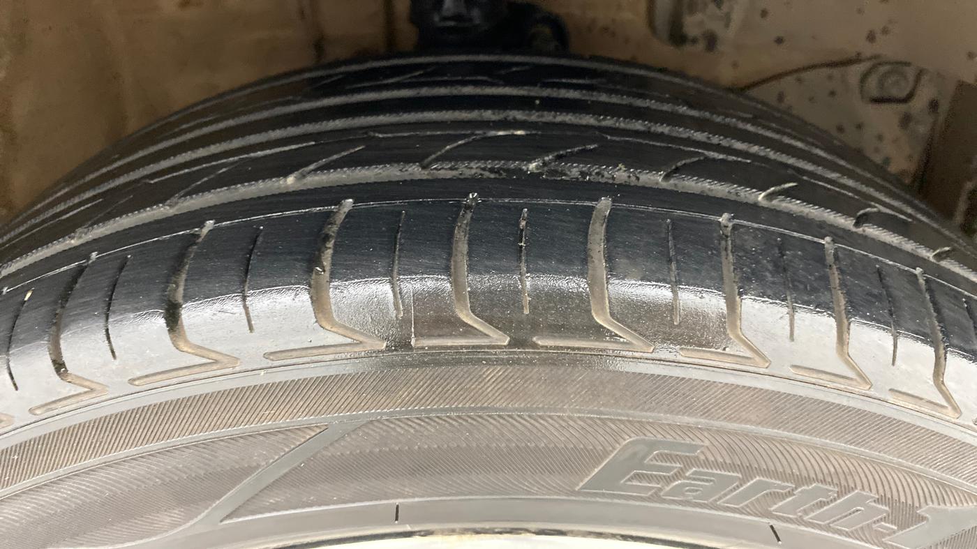 2016 Honda BR-V 1.5 i-VTEC V CVT, Petrol, Automatic, 68,613 km, Right Front Tyre Tread