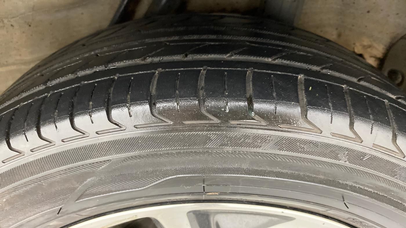 2016 Honda BR-V 1.5 i-VTEC V CVT, Petrol, Automatic, 68,613 km, Left Rear Tyre Tread